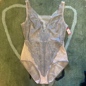 Vince Camuto Bodysuit